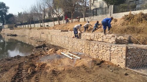 gabion-retaining-wall-riverbank